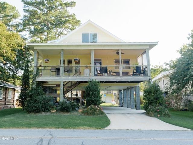 House for sale in Bath, North Carolina