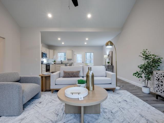 House for sale in White Bluff