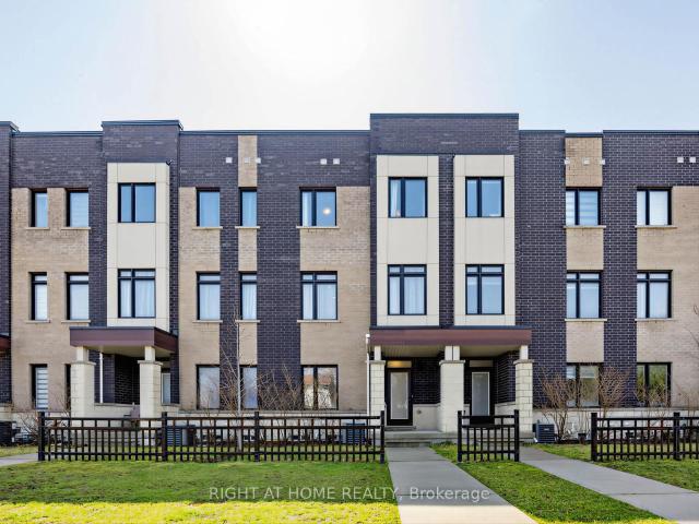 Townhouse for sale in Woburn, Ontario