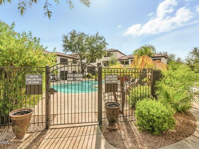 Condo for sale in Paradise Valley, Arizona