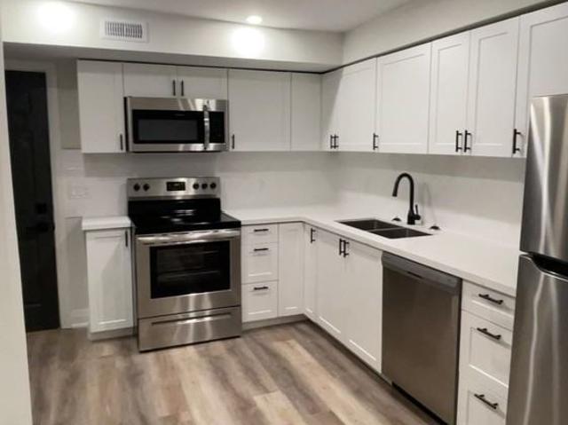 Apartment for rent in Crown Point West, Hamilton