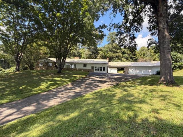 House for sale in Heidrick, Knox County