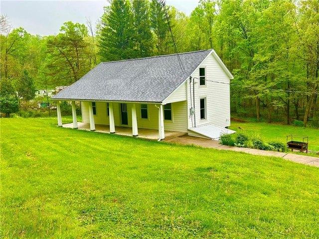 House for sale in Latrobe, Pennsylvania