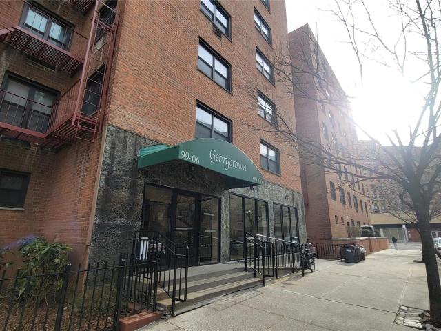 Property for sale in Queens, Arverne