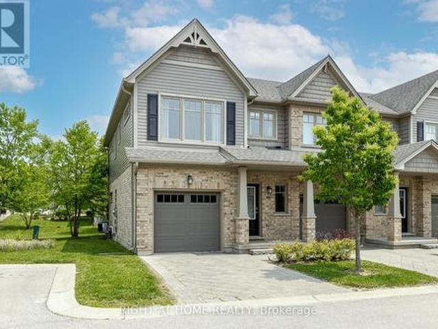 Townhouse for sale in Arva, Ontario