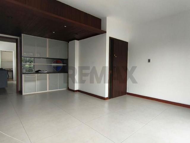 Apartamento aluguel em Região Geográfica Imediata de Salvador, Região Metropolitana de Salvador