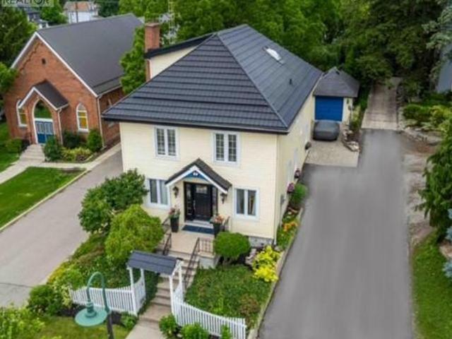 House for sale in Caledonia, Ontario