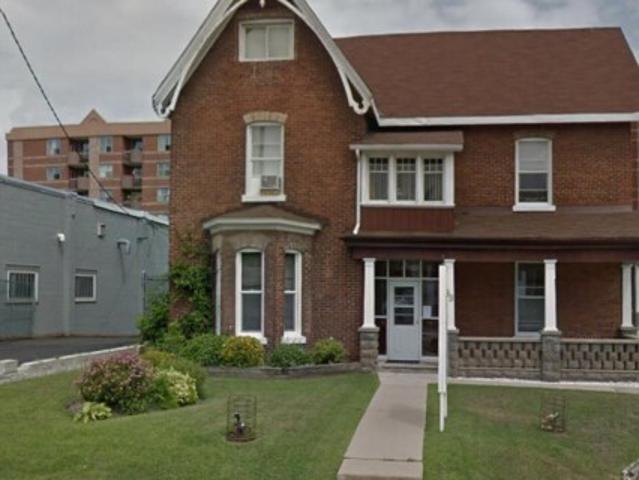 Office for sale in Barrie, Ontario