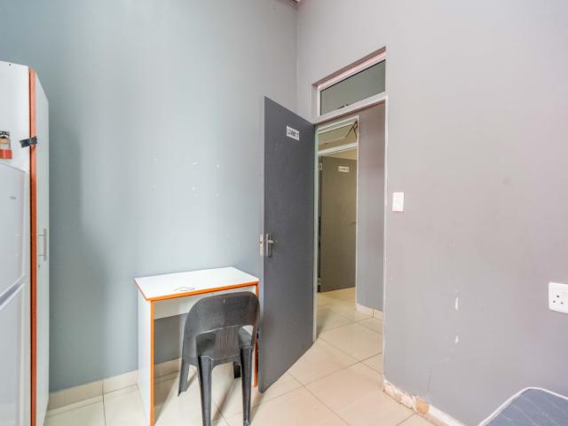 Apartment for sale in Seaview, Kwazulu-natal