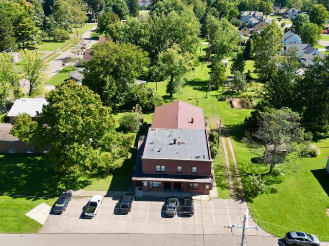 House for sale in Carlisle Crest Apartments, Chillicothe