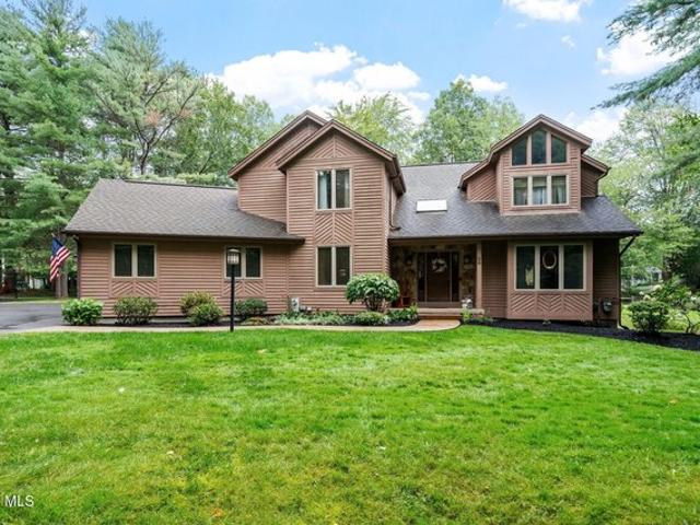 House for sale in Saratoga, New York