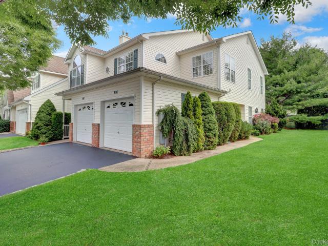 Condo for sale in Centereach, New York