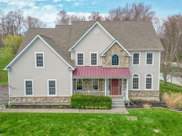 House for sale in Holmes, New York