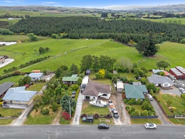 House for sale in Otakou