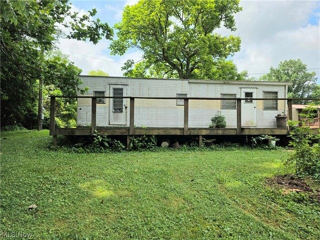 House for sale in Elizabeth, West Virginia