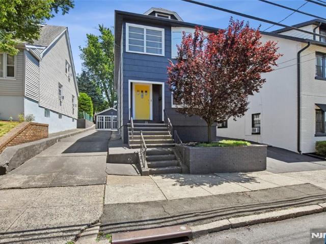Duplex for sale in Bloomfield Duplex for sale in Bloomfield