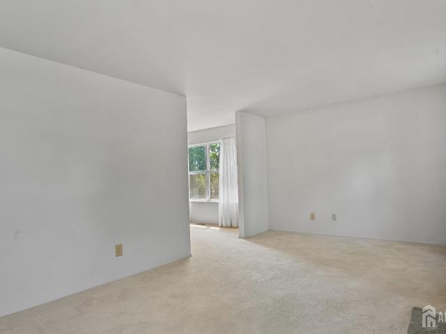 Townhouse for sale in Piscataway