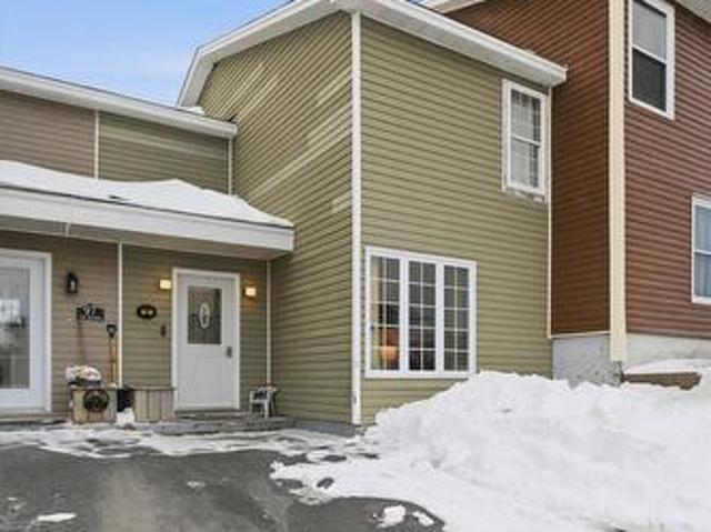 House for sale in Mount Pearl, Newfoundland And Labrador