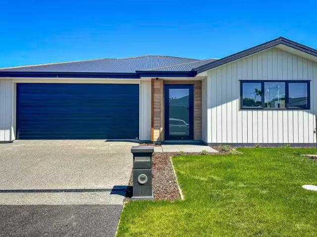 House for sale in Lincoln, Canterbury