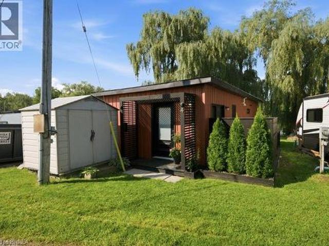 House for sale in County Of Brant, Ontario
