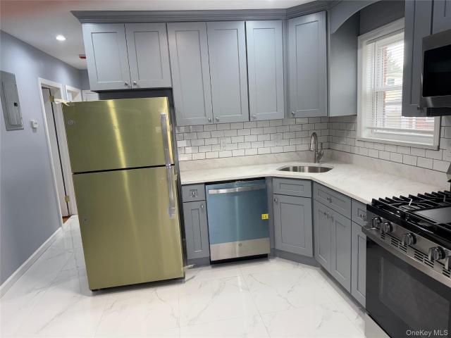 Property for rent in Nassau, New York