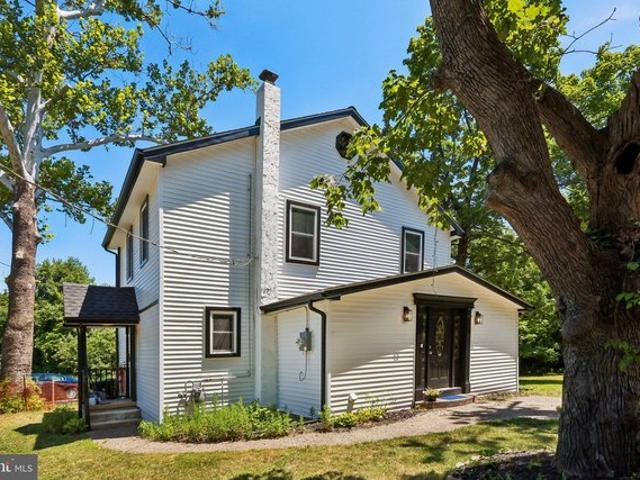 House for sale in Mantua, New Jersey