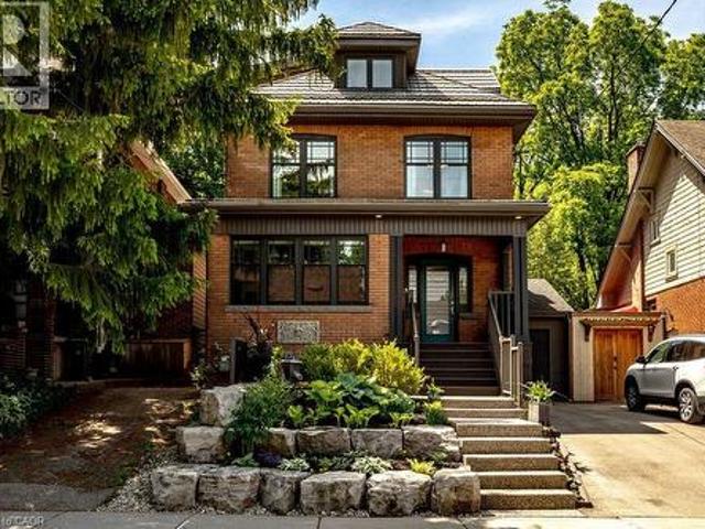 House for sale in Ancaster, Ontario