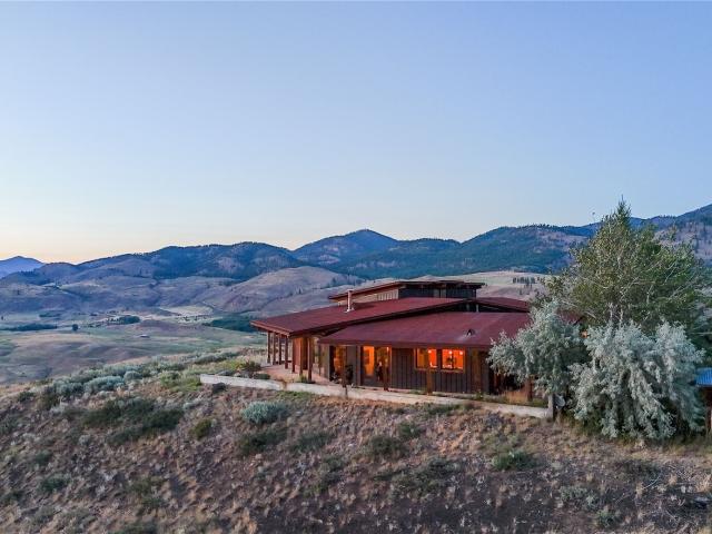 House for sale in Winthrop, Washington