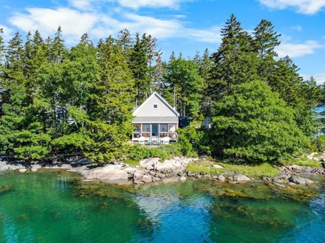 House for sale in Deer Isle, Maine
