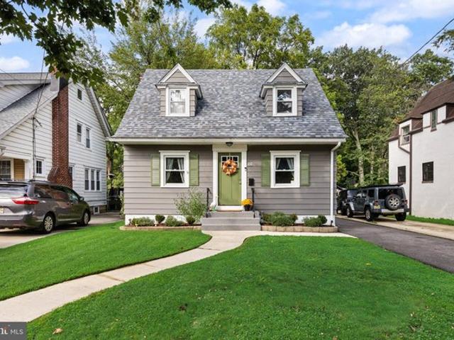 House for sale in Oaklyn, Camden County