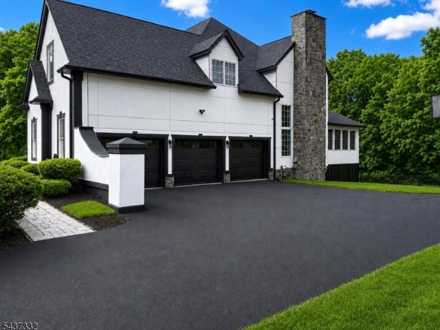House for sale in Sparta, New Jersey