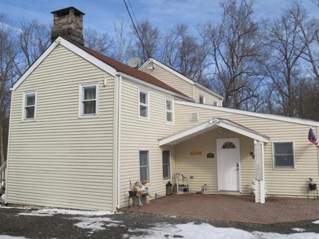 House for sale in Hopewell, New Jersey