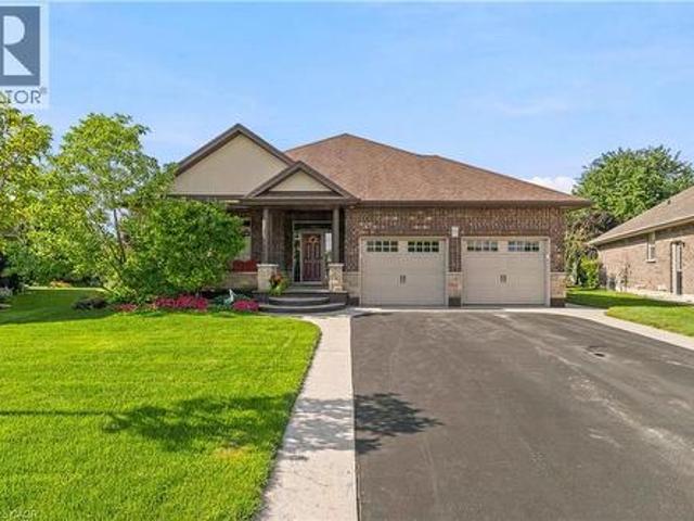 House for sale in Port Dover, Ontario
