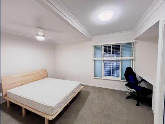 Room for rent in Toombul, Queensland