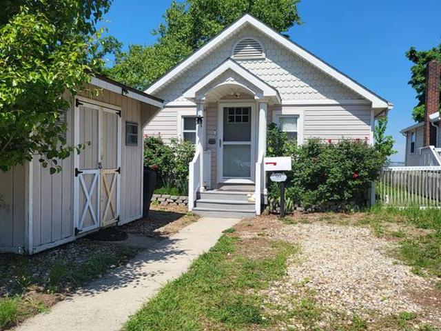 House for sale in Deepwater, New Jersey