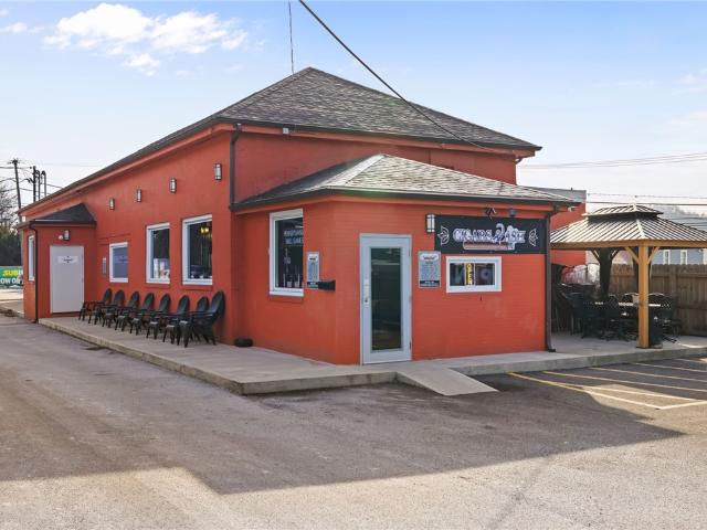 Commercial for sale in Leetsdale, Pennsylvania