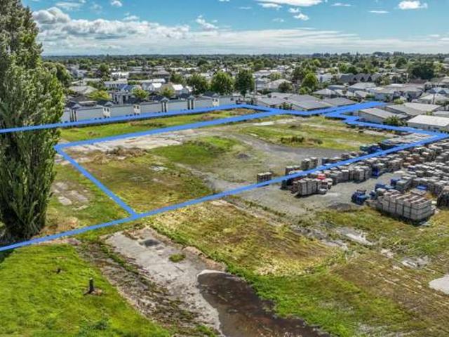 Land for sale in Edgeware, Canterbury