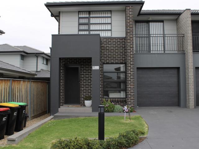 Apartment for rent in Carnes Hill, Sydney