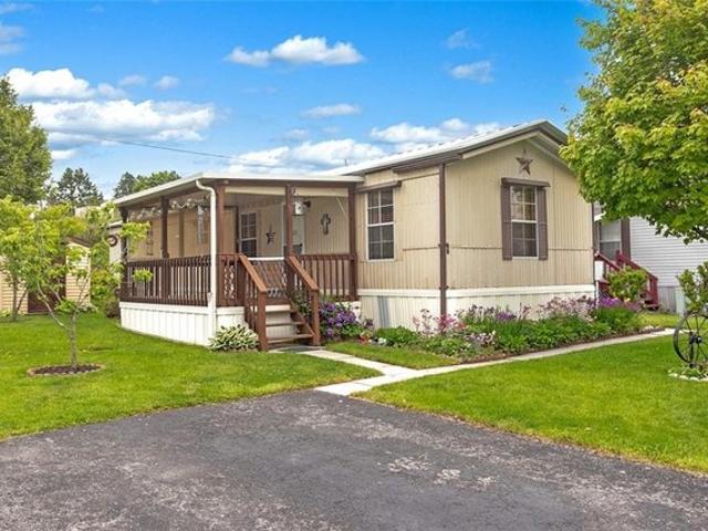 House for sale in Mount Pleasant, Pennsylvania