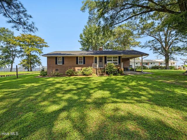 House for sale in Roper, North Carolina