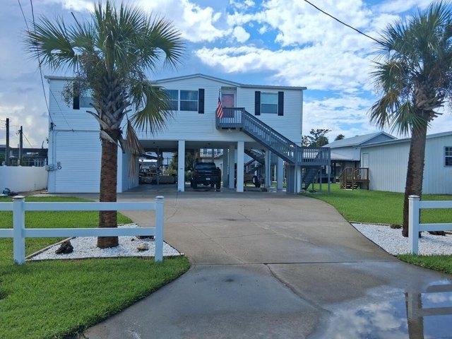 House for sale in Suwannee, Dixie County