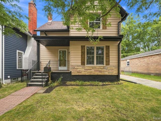 House for sale in Mount Clemens, Macomb County