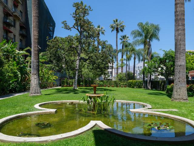 Condo for sale in Pasadena