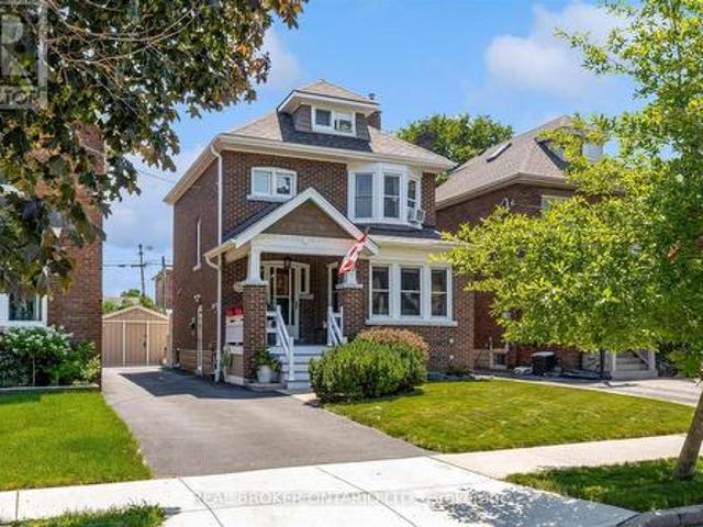 House for sale in Ancaster, Ontario