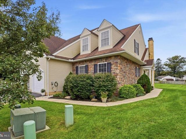 Townhouse for sale in Honey Brook, Chester County