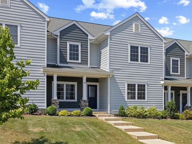 Townhouse for sale in Virginia