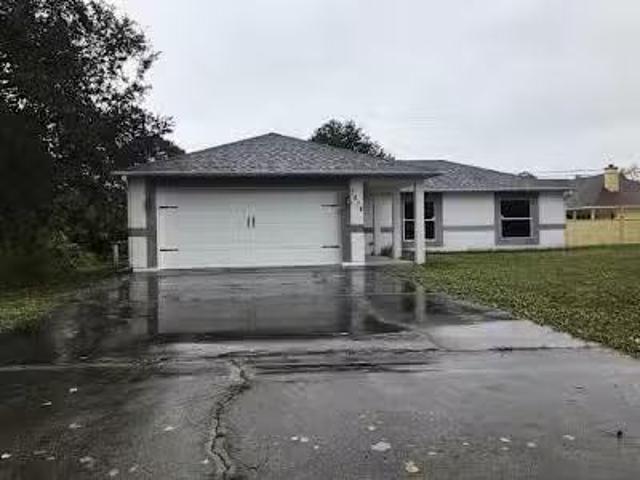 House for sale in Vero Beach