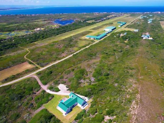 Property for sale in St. Francis Bay, Kouga Local Municipality