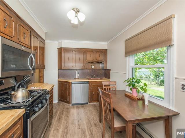 House for sale in Fair Lawn, Bergen County