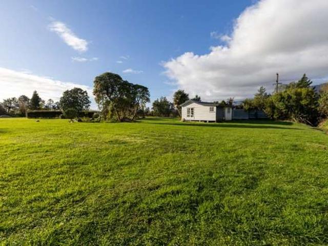 House for sale in Waimangaroa, West Coast